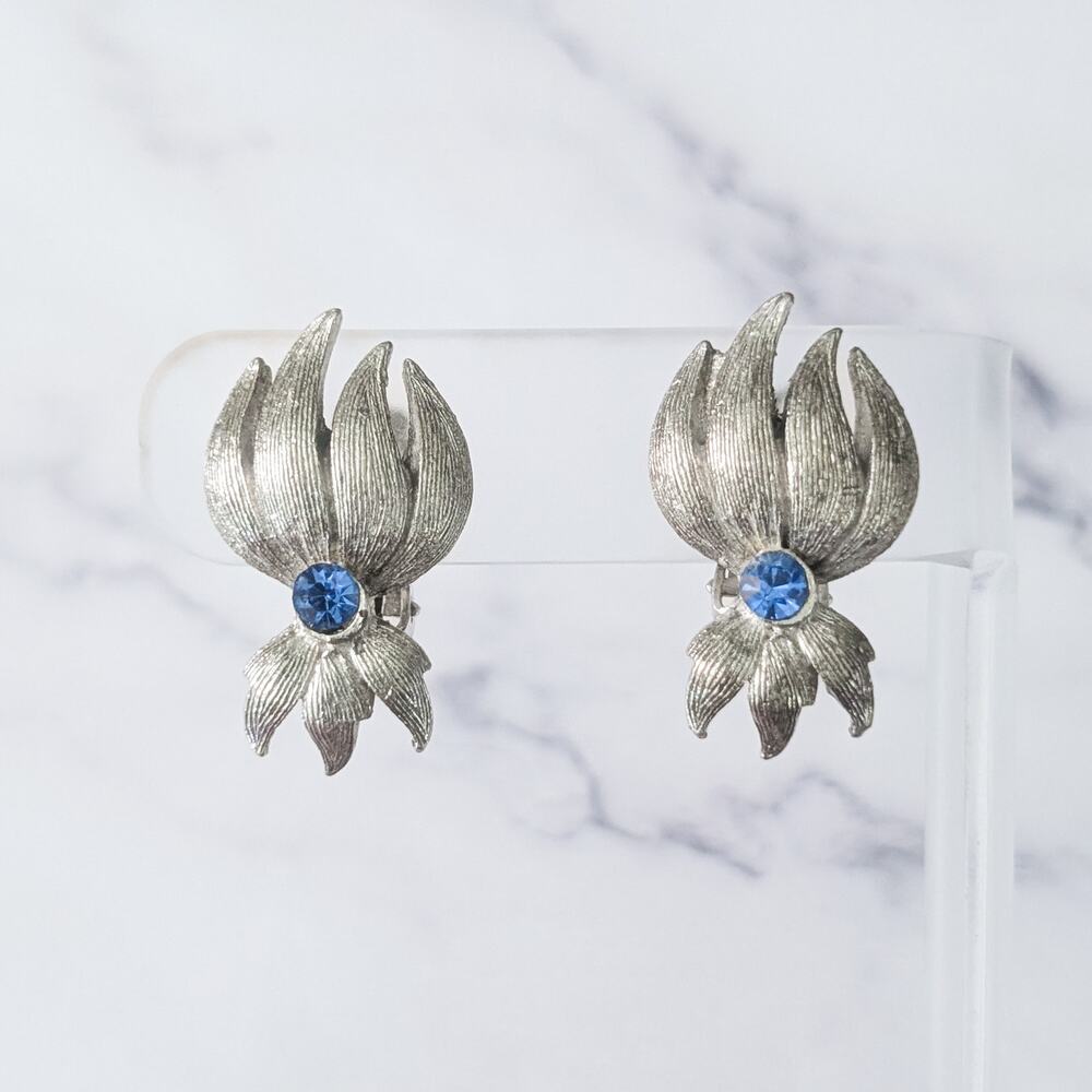 Vintage Clip On Earrings Unusual Silver Tone & Blue Large 1.25"